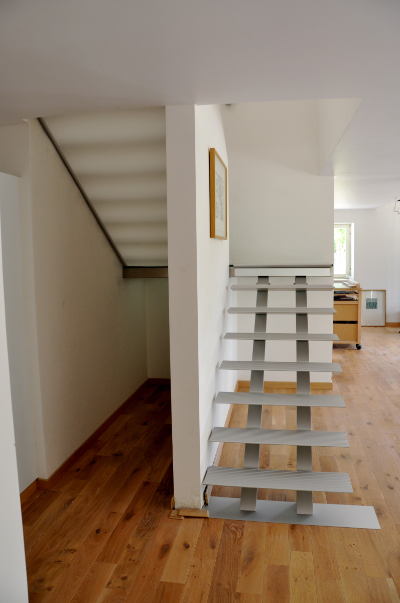 Trap Triangle in Lyon (FR) - Graah aluminium designtrappen