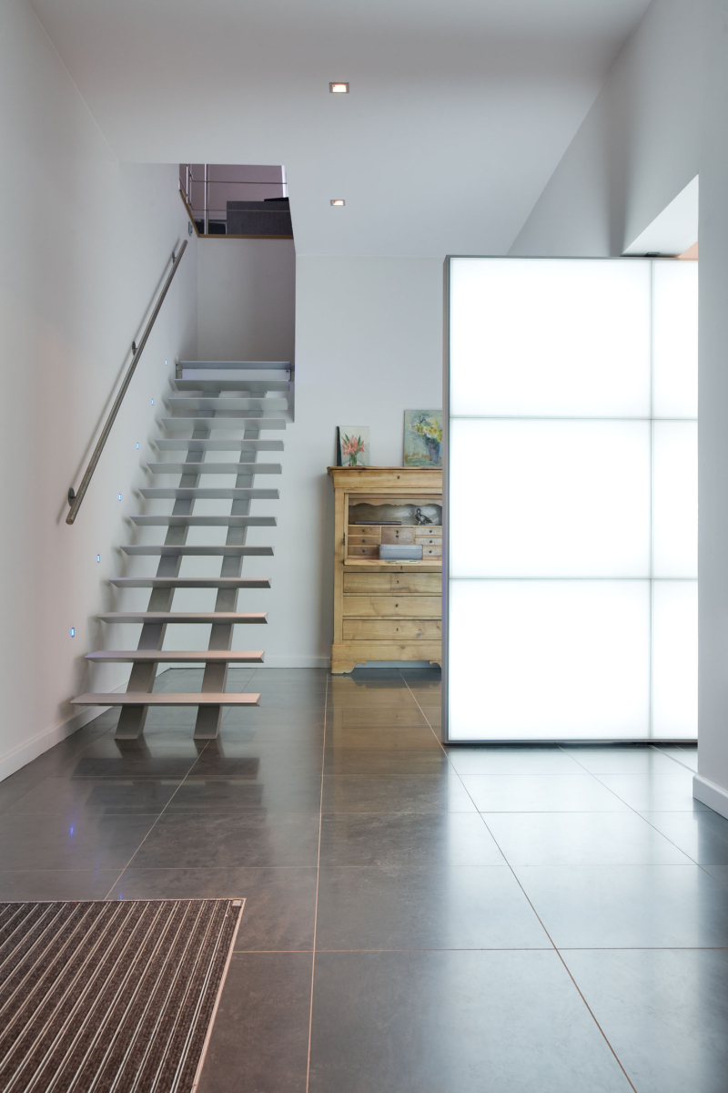 Trap Triangle en Concorde in Fretin - Graah aluminium designtrappen