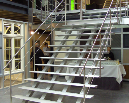 Large stair Triangle in the company Botim