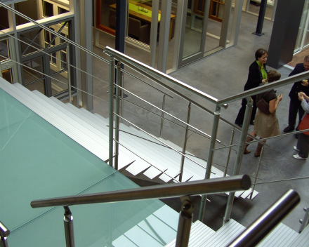 Large stair Triangle in the company Botim