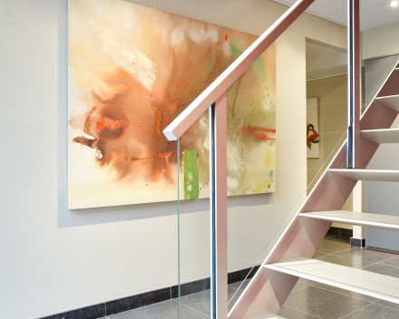 Escalier design Concorde dans le bureau Patrimonia
