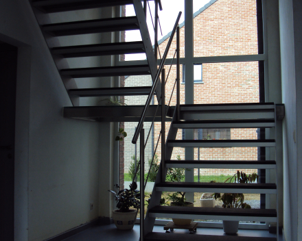 Natural stone stair at Apaire in Warcoing