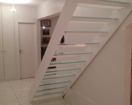 Escalier en verre avec Inox P à Biarritz (FR)