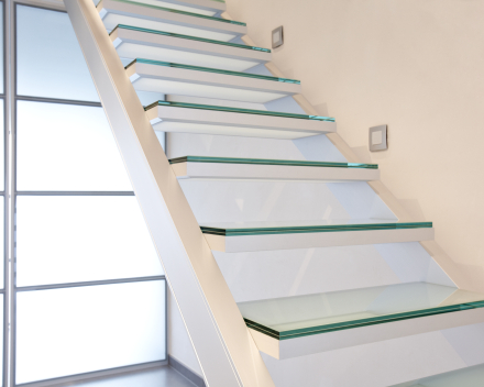 Escalier en verre bij Mertens