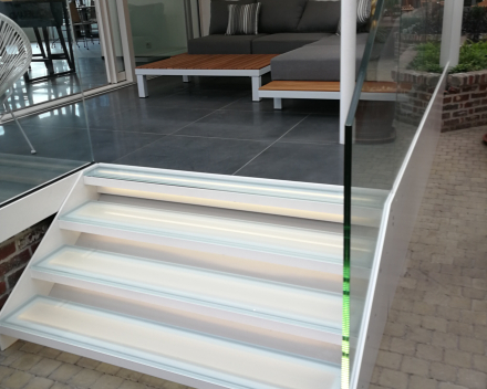 Illuminated staircase Cameleon C from Graah