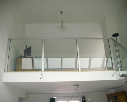 AluGlass balustrade at Bonnel