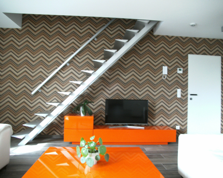 Escalier moderne Triangle chez Deneve