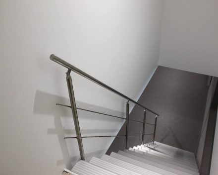 Modern stair Triangle at the company Sax / Florisan