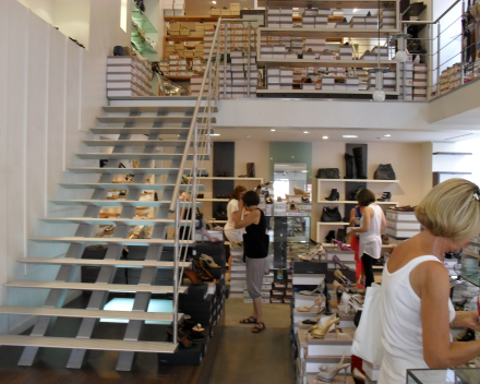 Modern stair Triangle in a shop from Heyraud