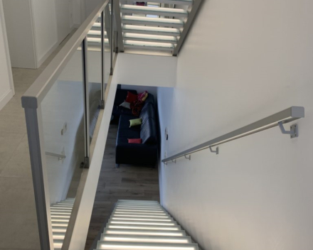 Illuminated stairs with glass treads in Luxemburg