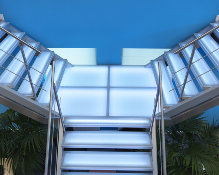 Illuminated stairs with glass treads in the offices of Mainsys