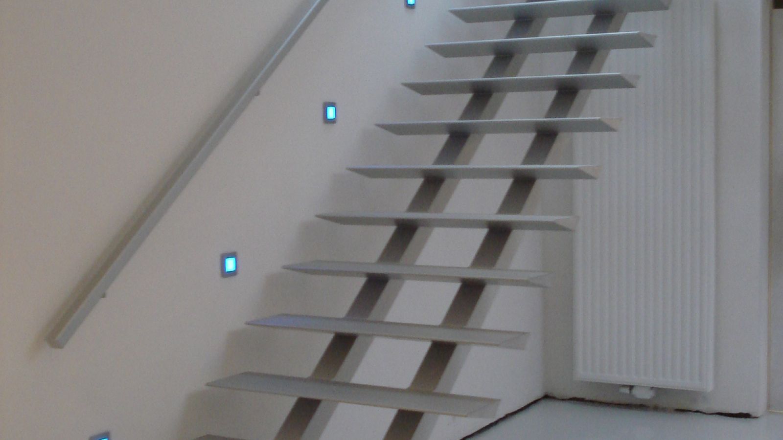 Trap Triangle in Aalbeke - Graah aluminium designtrappen
