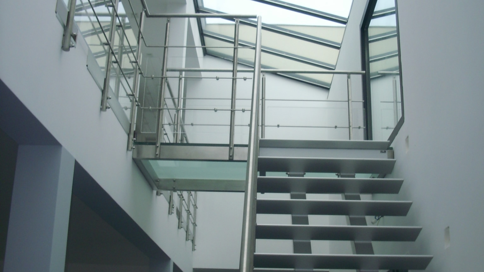Trap Triangle in Lille (FR) - Graah aluminium designtrappen